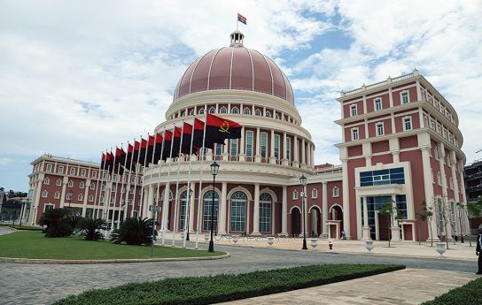 Você está visualizando atualmente LEI DA APROPRIAÇÃO PÚBLICA PASSA NA GENERALIDADE