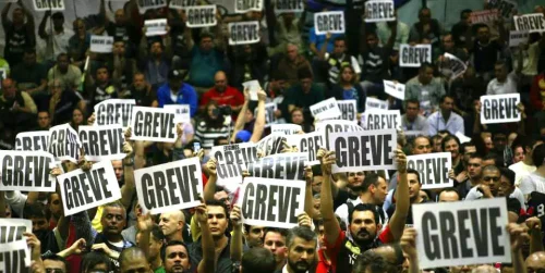 DIREITO À GREVE NO ORDENAMENTO JURÍDICO ANGOLANO.